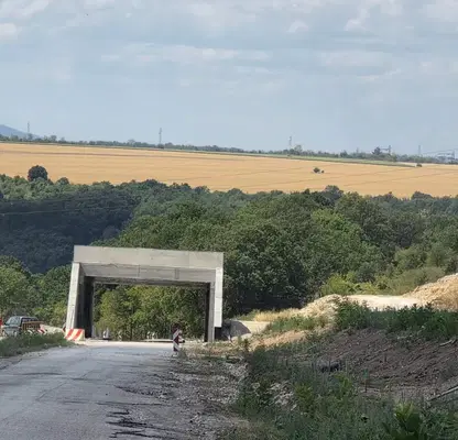 Снимка 3 — Парцел във Видин, с. Срацимирово