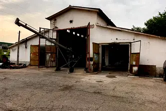 Промишлена сграда в Пазарджик, с. Калугерово