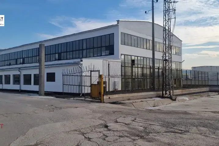 Industrial Building in Oblast Pleven, Yasen