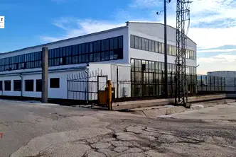 Промишлена сграда в Плевен, с. Ясен