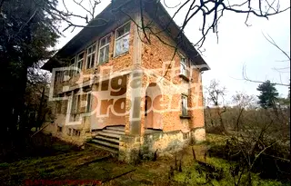 Промишлена сграда в Шумен, с. Сини вир