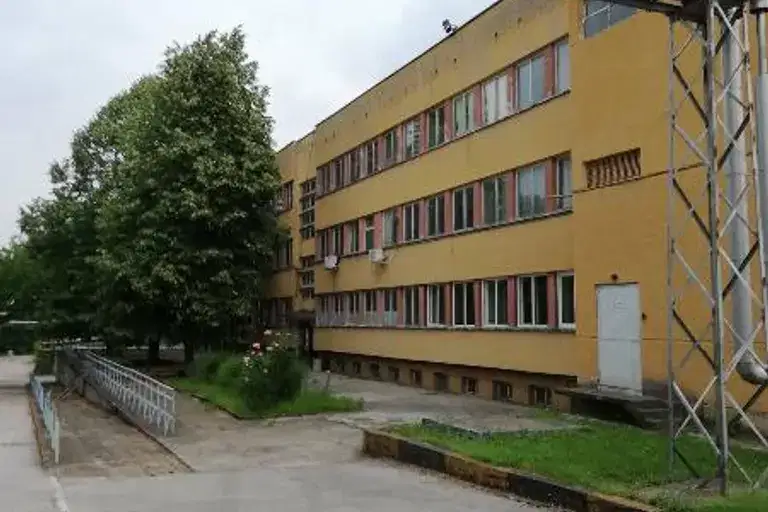 Промишлена сграда във Велико Търново, Горна Оряховица