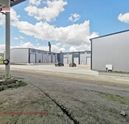Photo 2 — Warehouse in област София, Elin Pelin