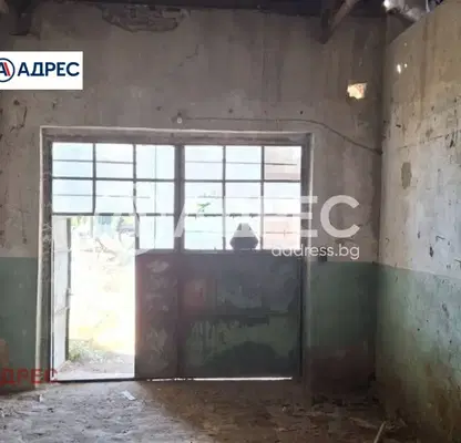 Снимка 4 — Склад във Варна, с. Близнаци