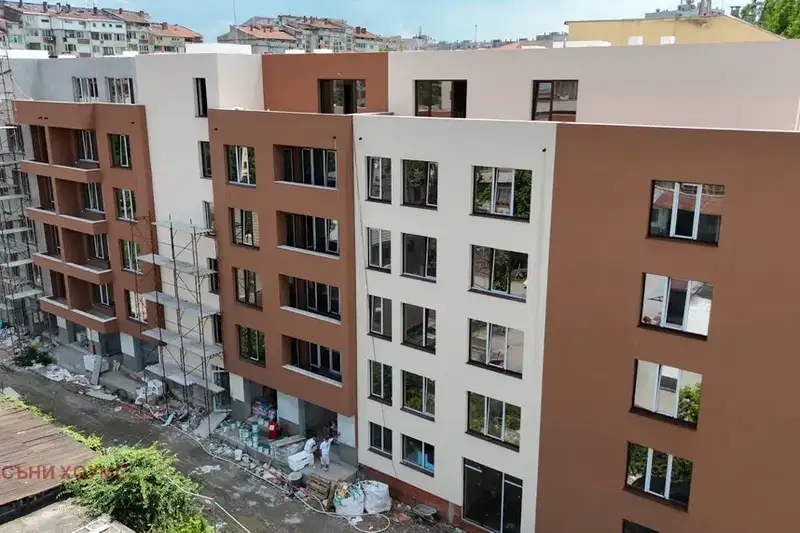 3-bedroom apartment in Veliko Tyrnovo, Buzludja