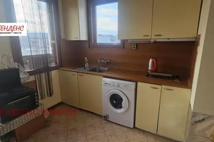 3-bedroom apartment in Kyrdjali, Centyr