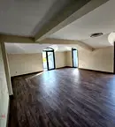 Тристаен апартамент в Перник, Център