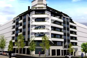 Тристаен апартамент в София, Център