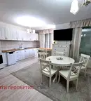 Тристаен апартамент в Благоев, Идеален център
