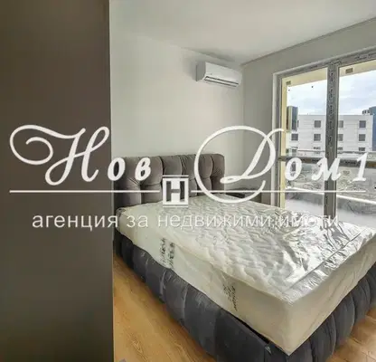Снимка 3 — Тристаен апартамент във Варна, Изгрев
