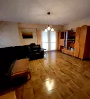 Тристаен апартамент в Пазарджик, Изток