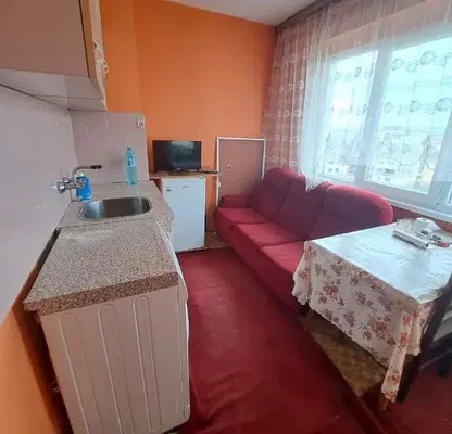 Photo 2 — 3-room apartment in Pernik, Iztok with elevator and parking