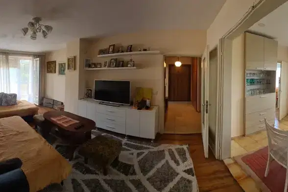 3-bedroom apartment in Raz, Zhitnitsa