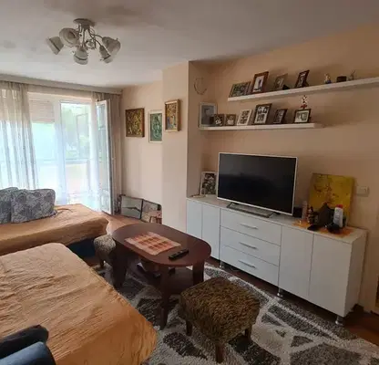 Photo 2 — 3-bedroom apartment in Raz, Zhitnitsa