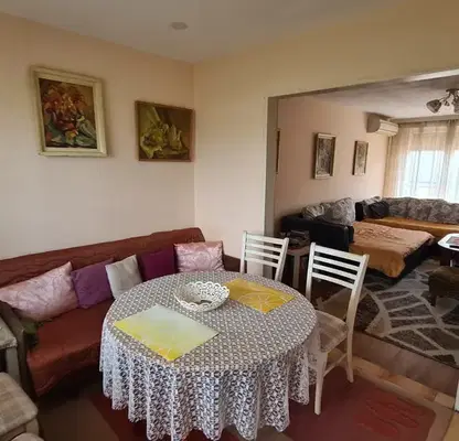 Photo 3 — 3-bedroom apartment in Raz, Zhitnitsa