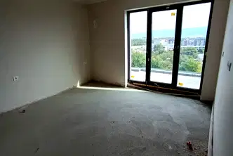 Тристаен апартамент в Пловдив, Кършияка
