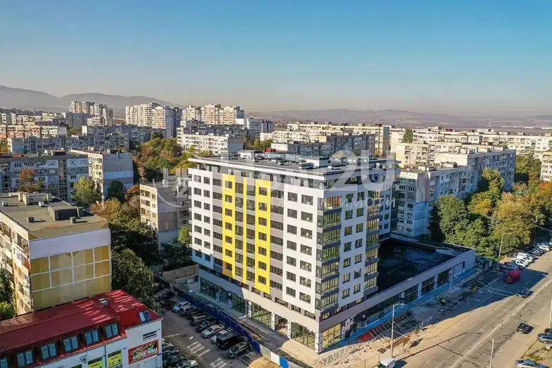 Тристаен апартамент в София, Люлин 4