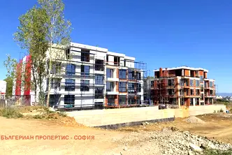 Тристаен апартамент в София, Малинова долина
