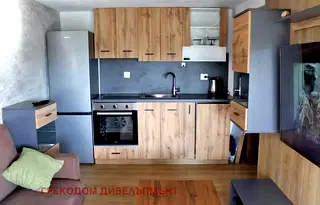 Тристаен апартамент в Пирея
