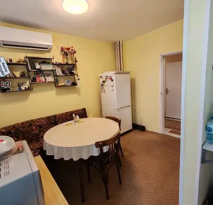 Photo 3 — 3-bedroom apartment in Lovech, Shirok Centyr