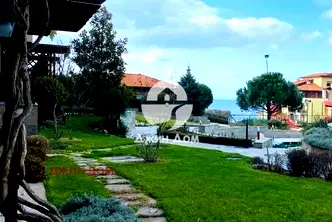 Тристаен апартамент в Бургас, Свети Влас