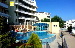 Тристаен апартамент в Бургас, с. Кошарица