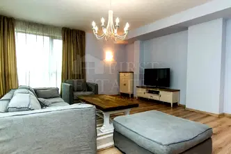 4-стаен апартамент с тераса в Лозенец, София