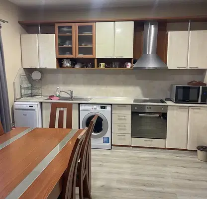 Снимка 3 — Многостаен апартамент в Плевен, Широк център