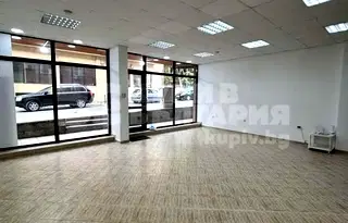 Бизнес имот във Варна, Левски 1