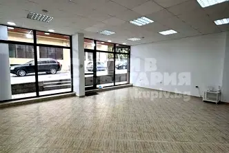 Бизнес имот във Варна, Левски 1