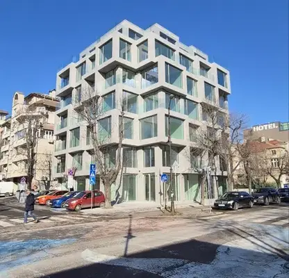 Снимка 5 — Магазин във Варна, Център