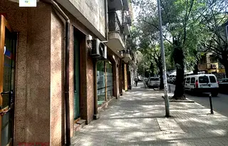 Магазин в София, Център