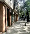Магазин в София, Център