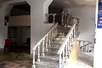 Магазин в Русе, Широк център