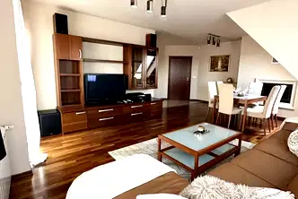 Многостаен апартамент в София, Лозенец