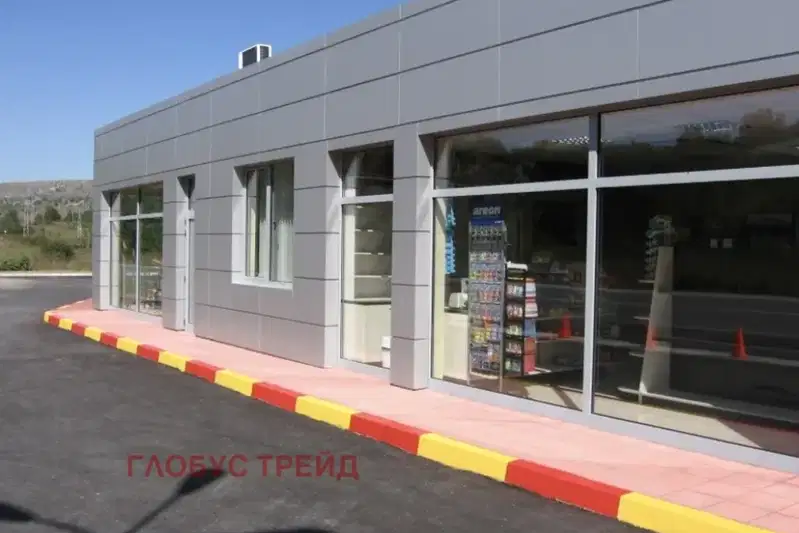 Бизнес имот в Ловеч, с. Златна Панега