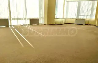 Офис в Студентски