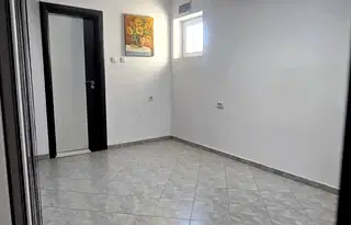 Офис в Търговище, Център