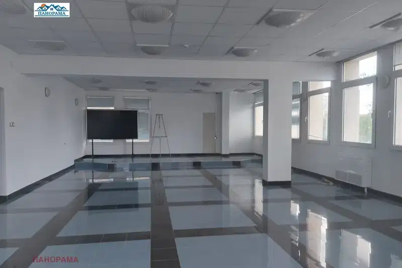 Офис в Пловдив, Център