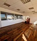 Офис в София, Враждебна