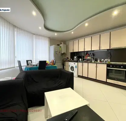 Photo 5 — 3-bedroom apartment in Студентски