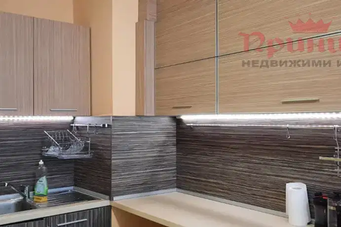 3-bedroom apartment in Ruse, Centyr