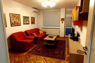Тристаен апартамент в Плевен, Идеален център