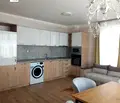 Снимка 2 — Тристаен апартамент в Шумен, Пазара