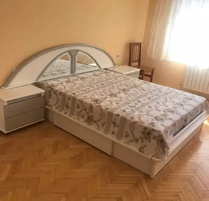 Снимка 5 — Тристаен апартамент в Плевен, Широк център