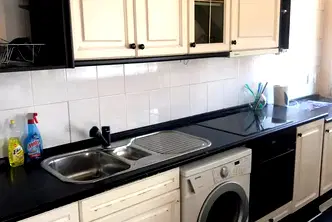 Тристаен апартамент в Плевен, Широк център