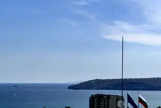 Многостаен апартамент във Варна, Бриз