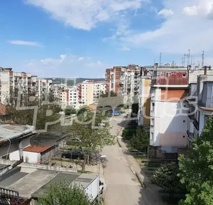 Снимка 4 — Многостаен апартамент във Велико Търново, Бузлуджа