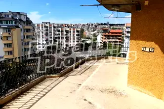 Многостаен апартамент във Велико Търново, Бузлуджа