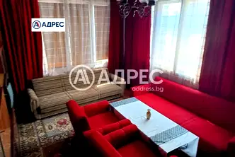 Многостаен апартамент в Раз, Варош